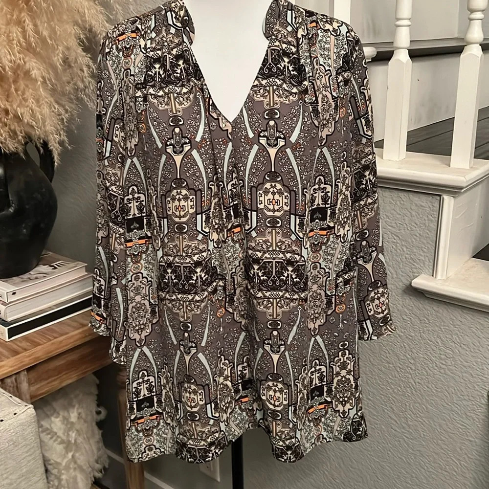 Sejour Abstract Pattern Long Sleeve Blouse Top